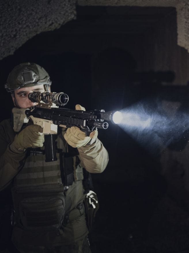 Armytek Predator Pro Magnet USB (теплый свет)