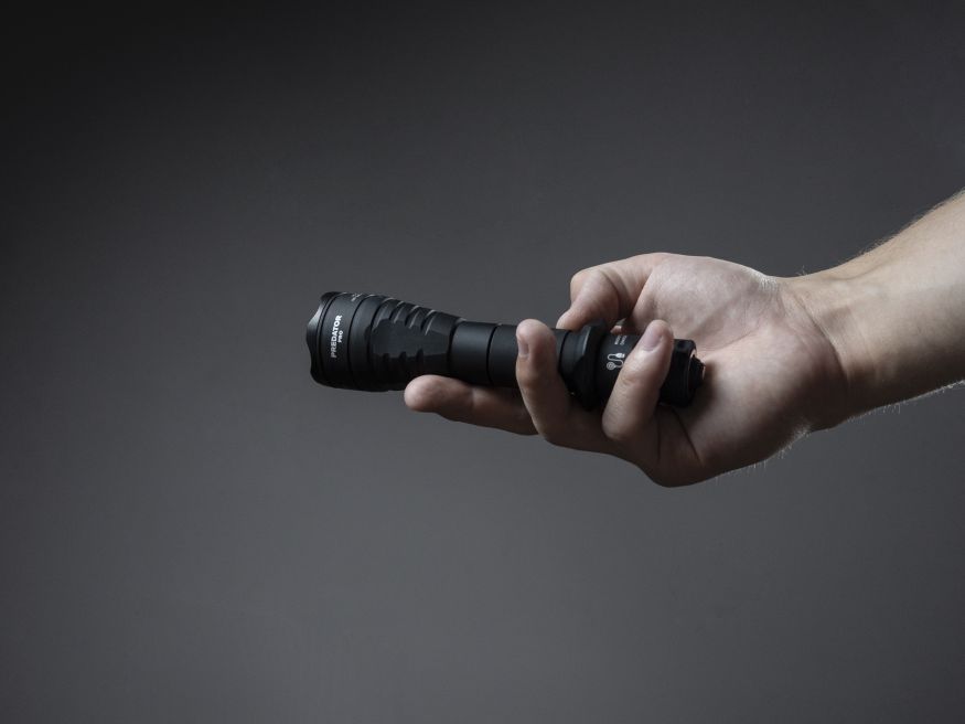 Armytek Predator Pro Magnet USB (теплый свет)