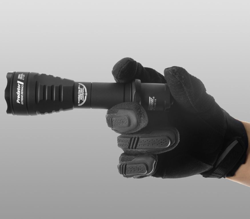 Тактический фонарь Armytek Predator (красный свет)