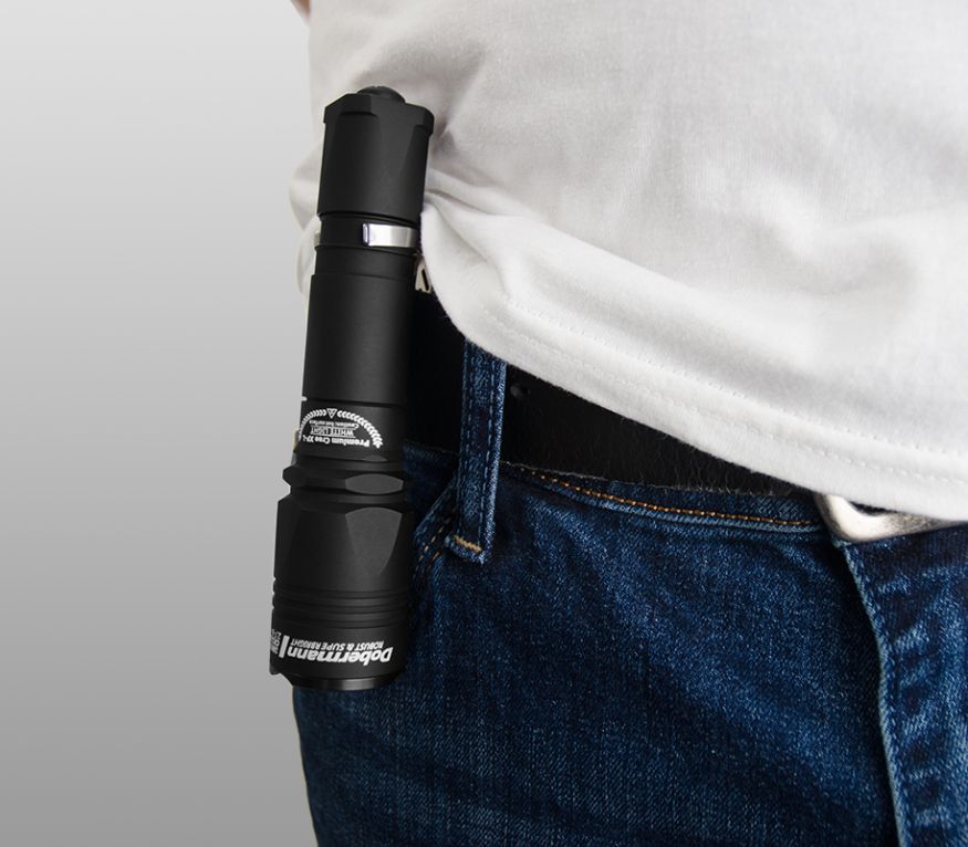 Тактический фонарь Armytek Dobermann (тёплый свет)